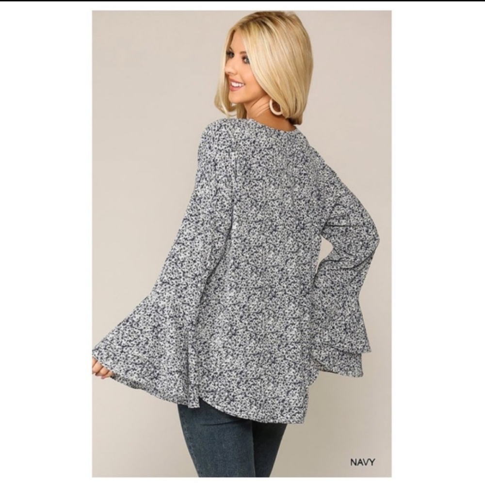 **SOLD** NAVY BELL SLEEVE TOP - Picture 4 of 7